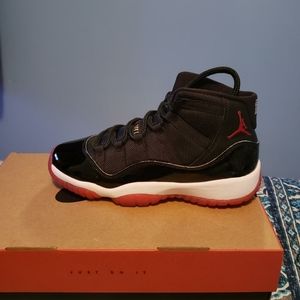 Jordan retro bred 11